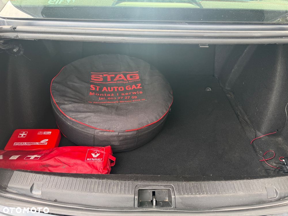 Renault Fluence 1.6 16V Expression - 25