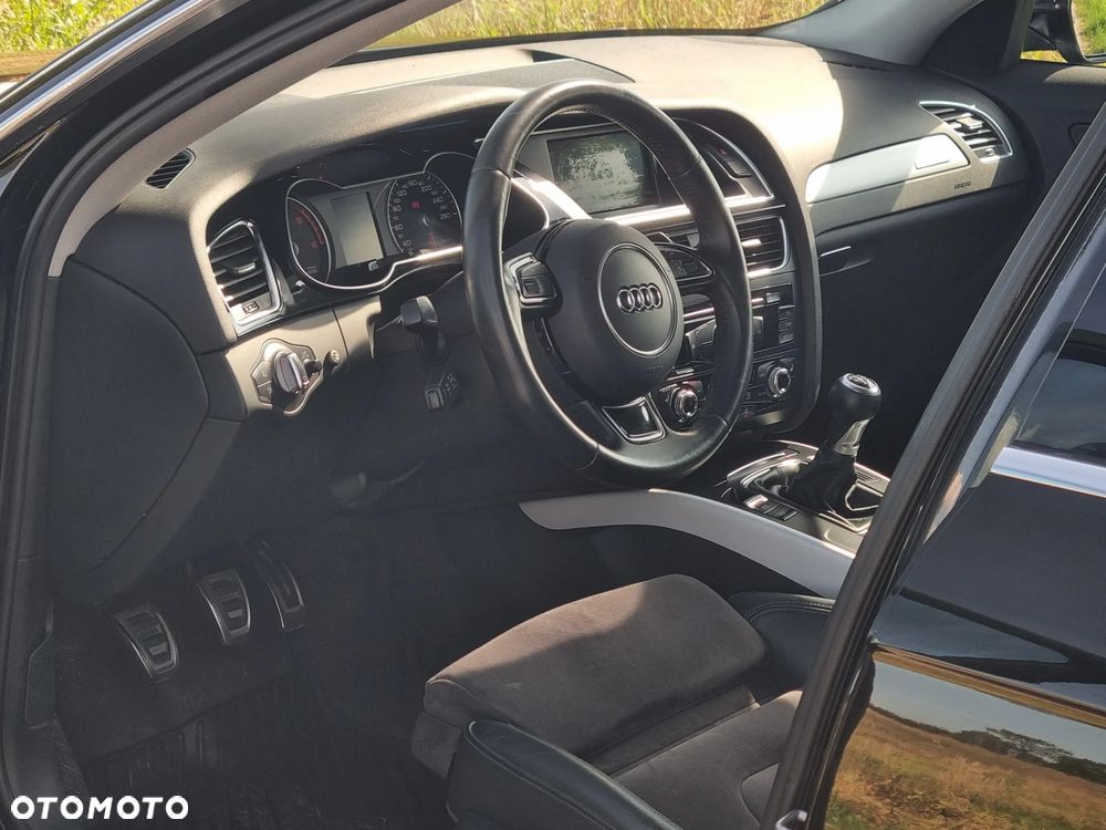 Audi A4 Limousine - 12