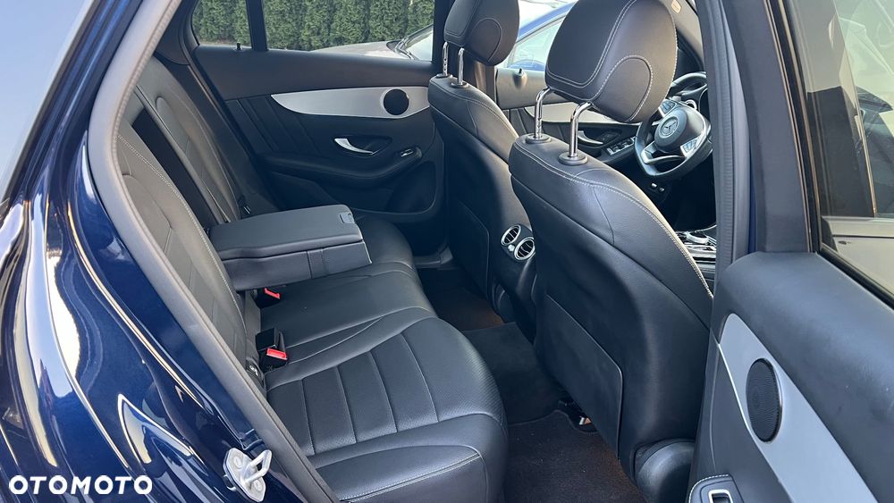 Mercedes-Benz GLC - 14