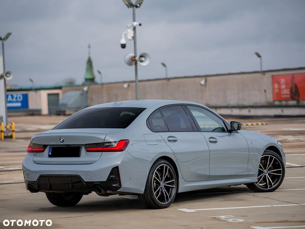 BMW Seria 3 320d Touring xDrive M Sport - 13