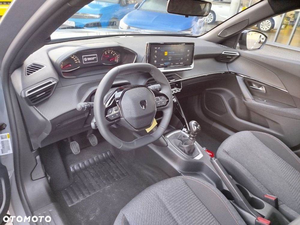 Peugeot 2008 - 12