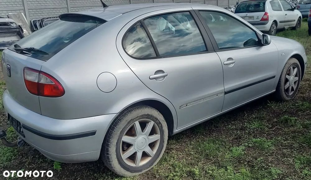 Seat Leon maska drzwi klapa zderzak silnik skrzynia lampa reflektor - 4