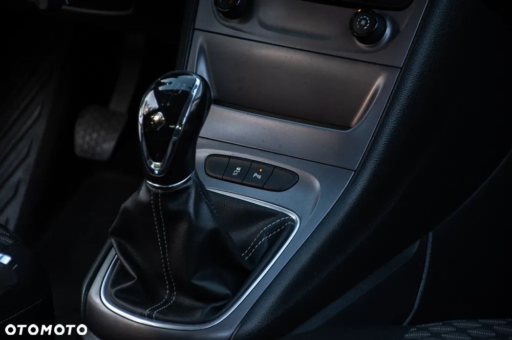 Opel Astra 1.4 Selection - 23