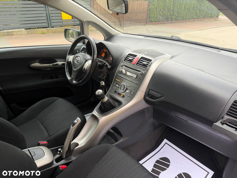 Toyota Auris 1.33 VVT-i Edition - 8