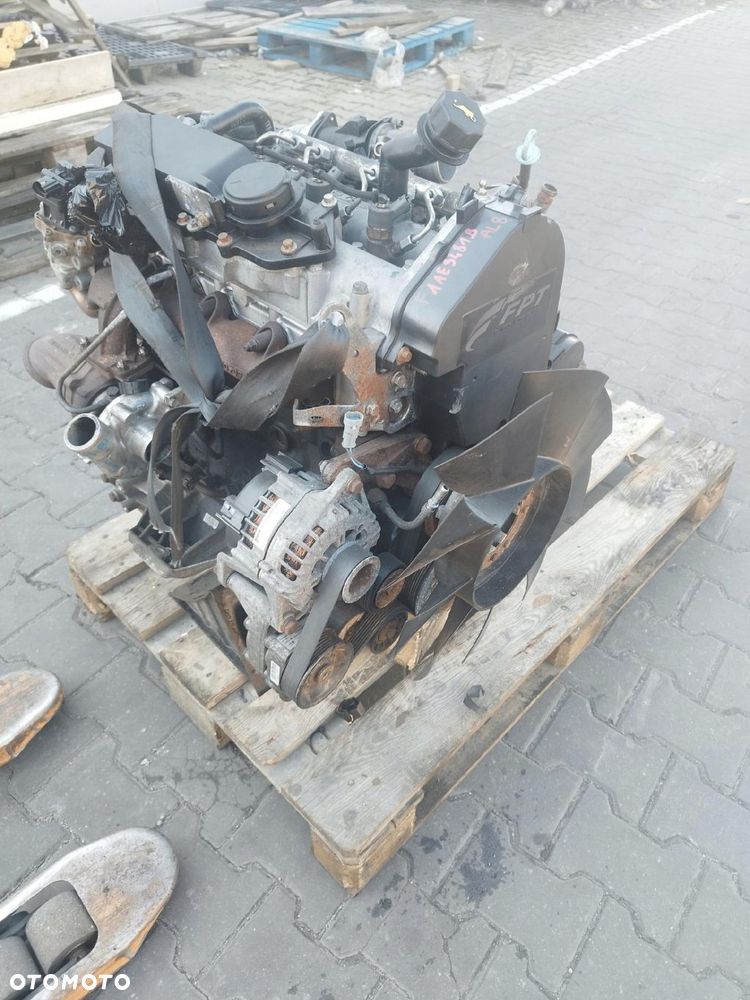 Silnik Kompletny Iveco Daily 2.3 EURO 5 F1AE3481B 110tys - 3