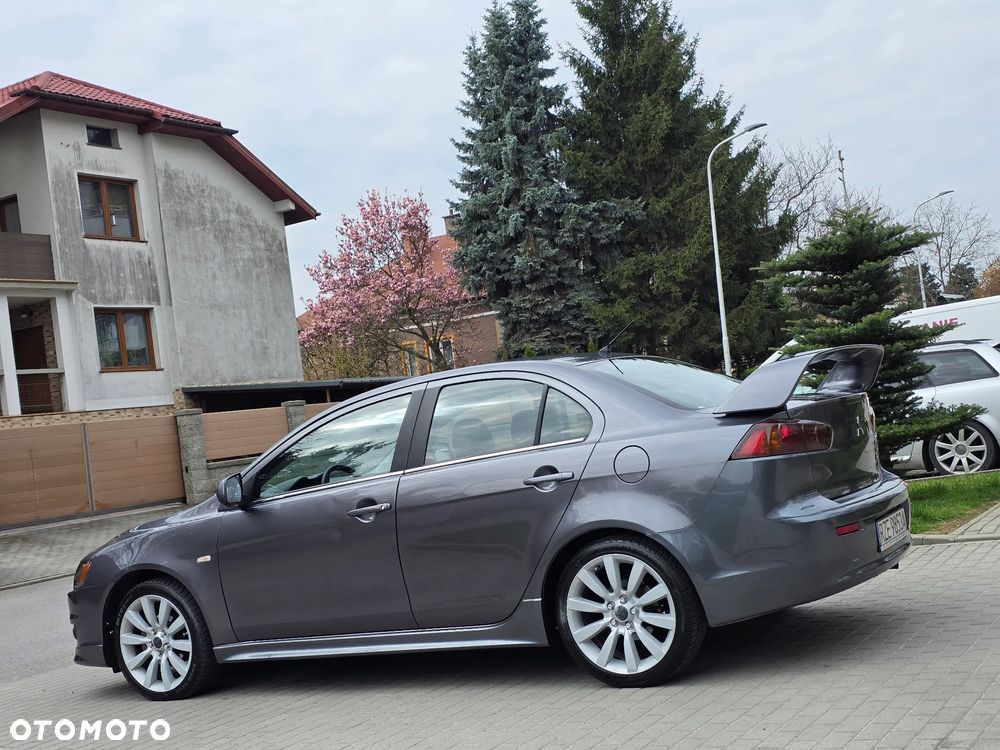 Mitsubishi Lancer 2.0 DID Instyle NAVI - 13