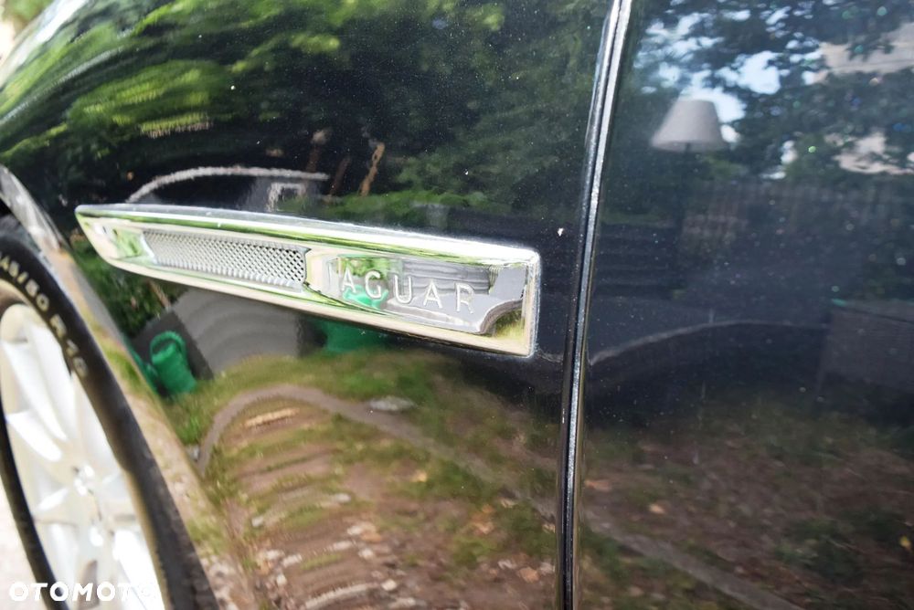 Jaguar XJ 3.0 D V6 Luxury - 28
