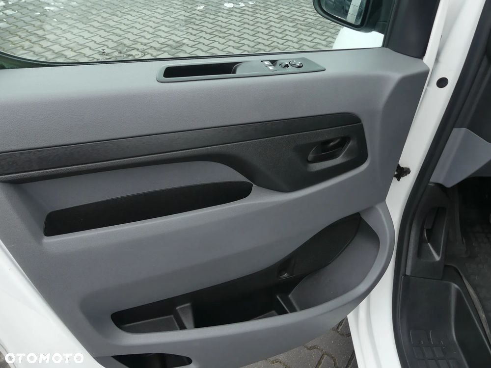 Citroën SpaceTourer - 33