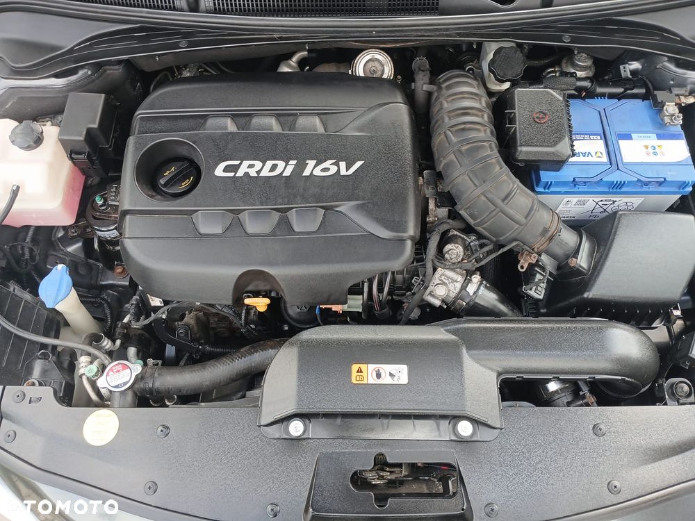 Hyundai i40 i40cw 1.7 CRDi Fifa World Cup Edition - 22