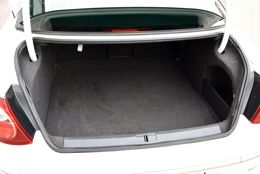 Volkswagen Passat CC 1.8 TSI Individual - 9