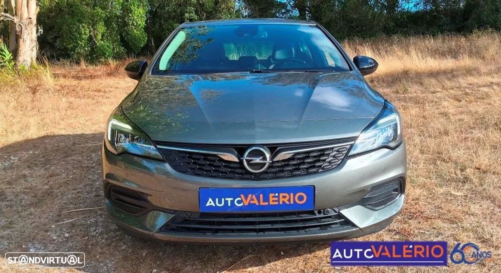 Opel Astra 1.2 T Design & Tech S/S - 12