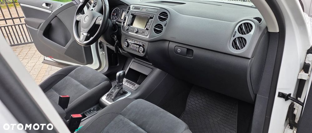 Volkswagen Tiguan 2.0 TDI DPF 4Motion BlueMotion Technology DSG Sport & Style - 18