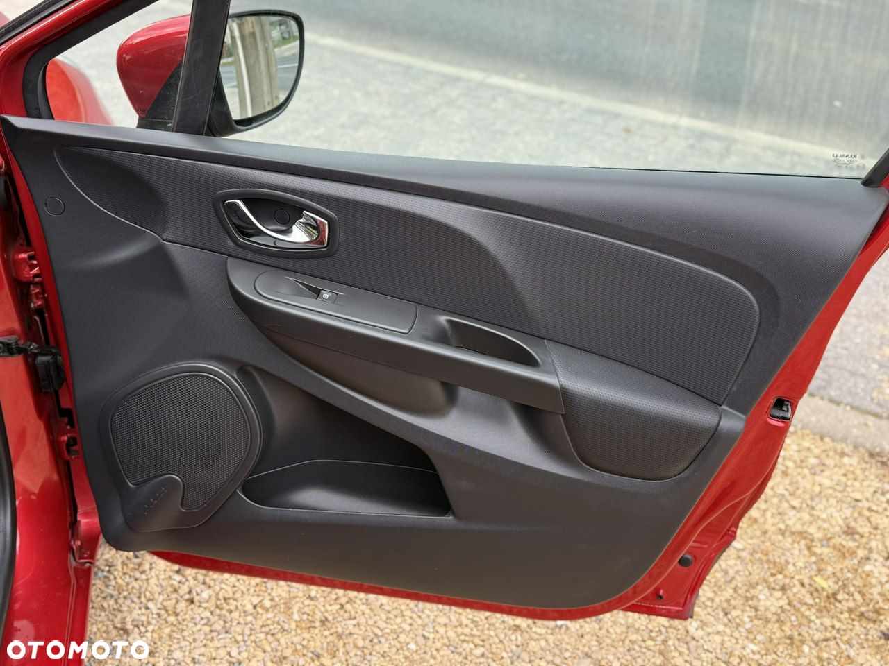 Renault Clio - 22