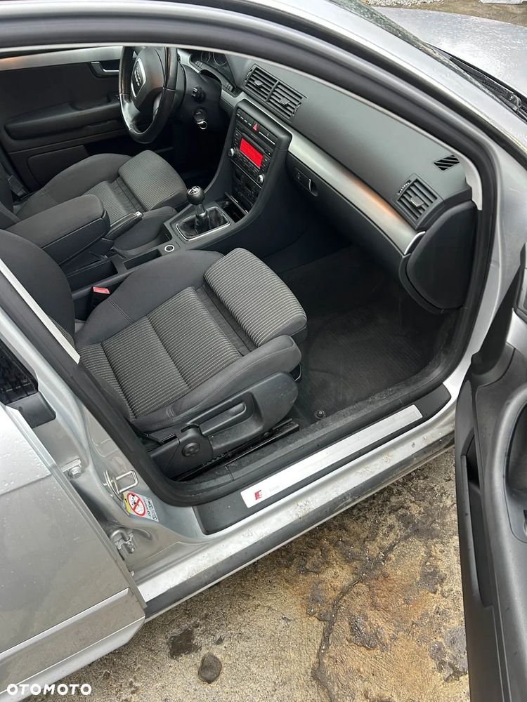 Audi A4 Avant - 9