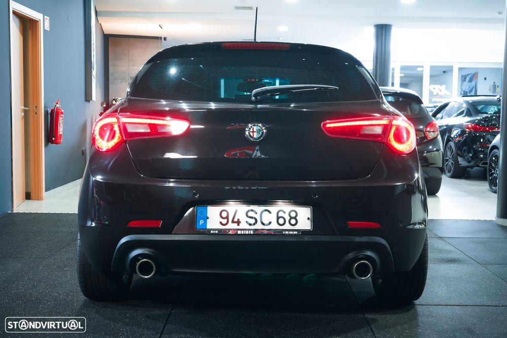 Alfa Romeo Giulietta 1.6 JTDM 16V Turismo - 7