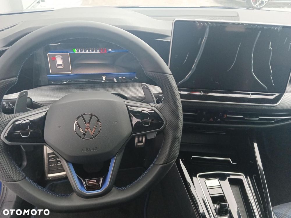 Volkswagen Golf - 17