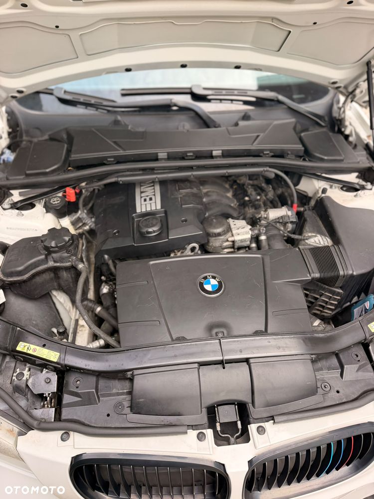 BMW Seria 3 320i Edition Sport - 9