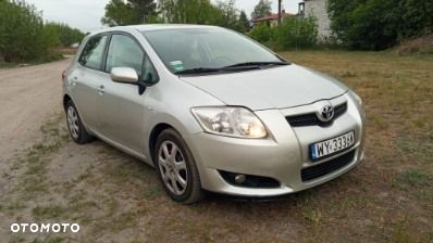 Toyota Auris 1.4 VVT-i - 2