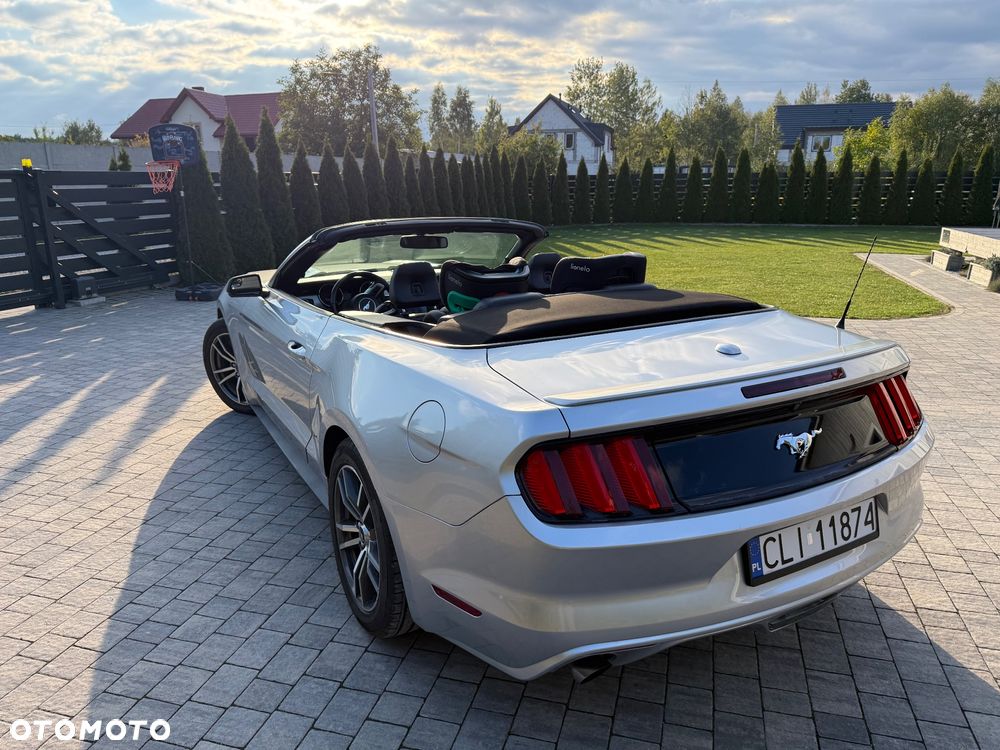 Ford Mustang 2.3 Eco Boost - 4