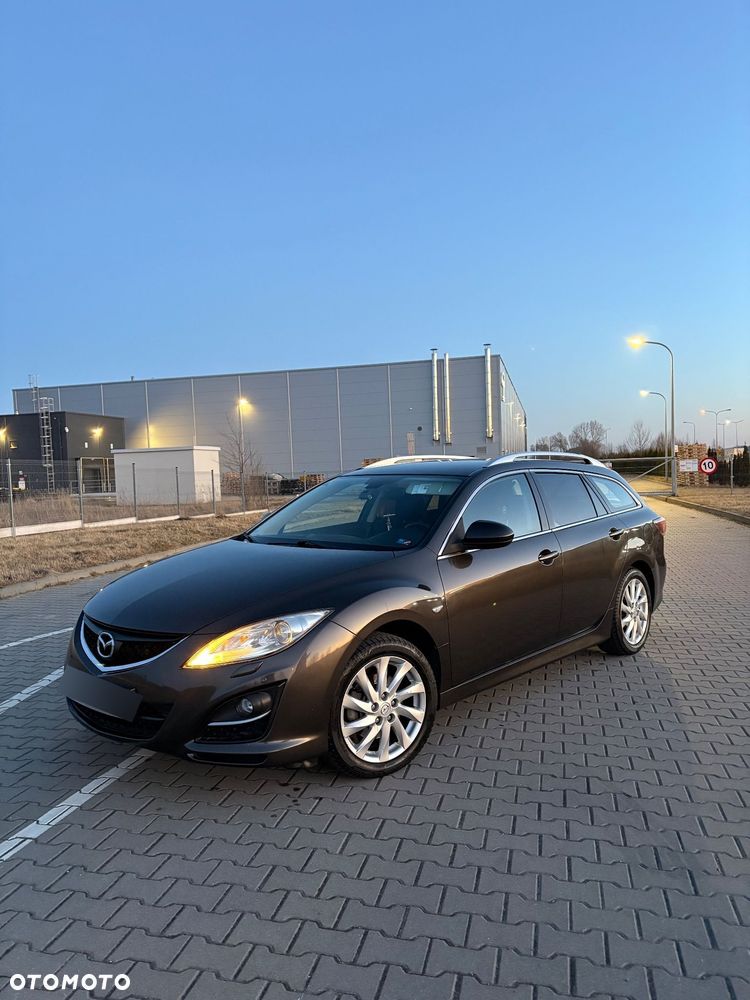 Mazda 6 2.0 Exclusive + - 32