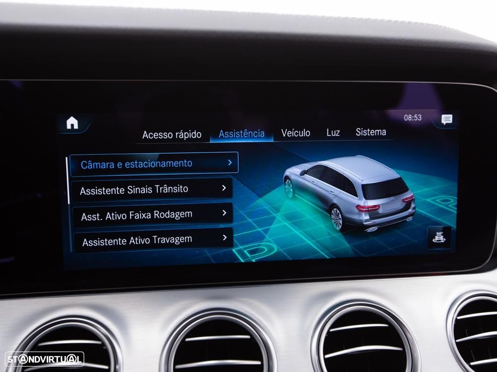 Mercedes-Benz E 300 de 4Matic 9G-TRONIC - 31