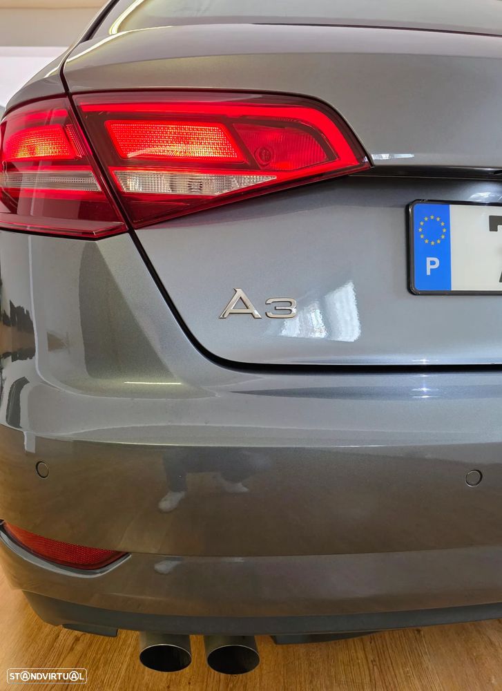 Audi A3 Sportback 2.0 TDI Design - 15