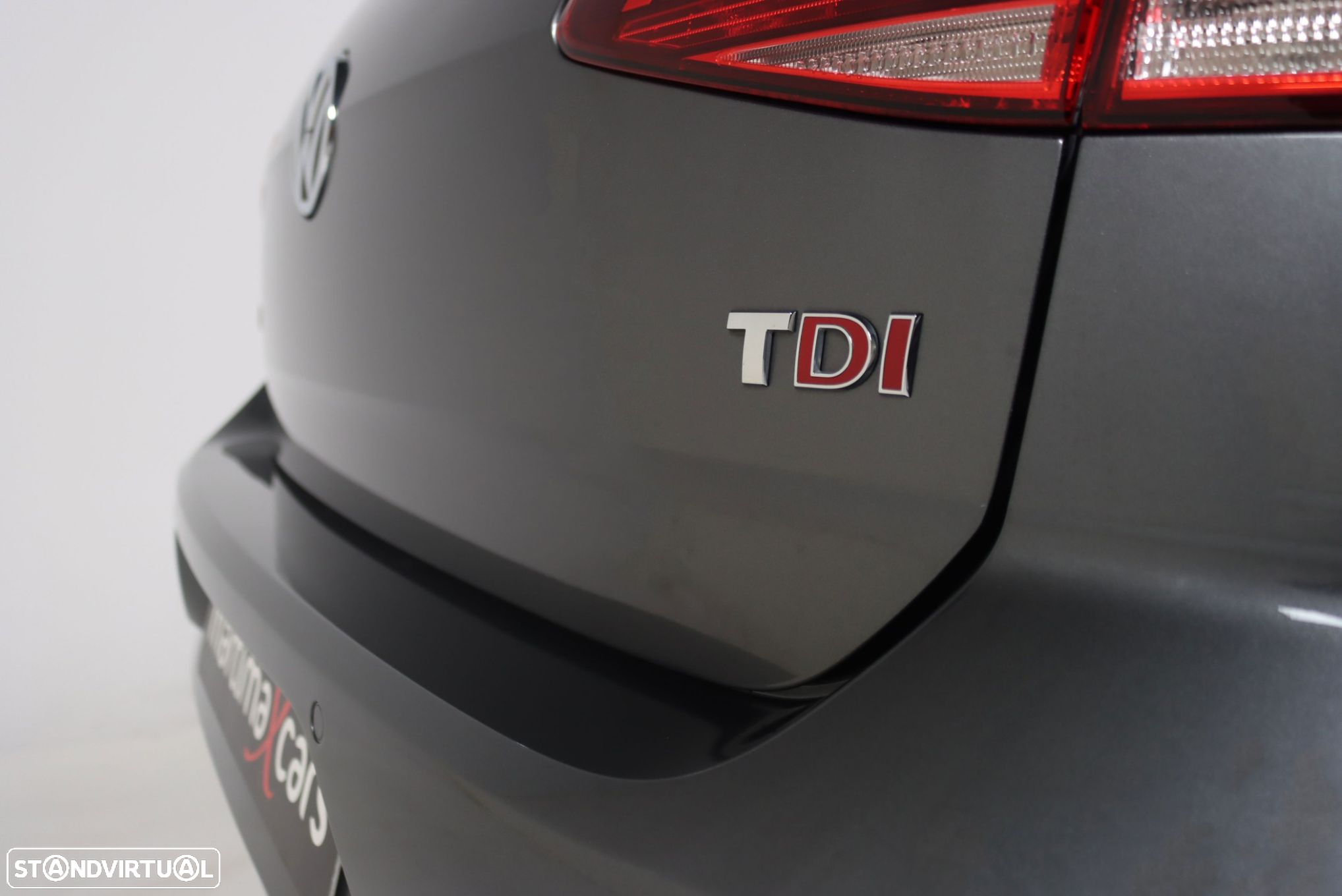 VW Golf 1.6 TDI R-Line - 6