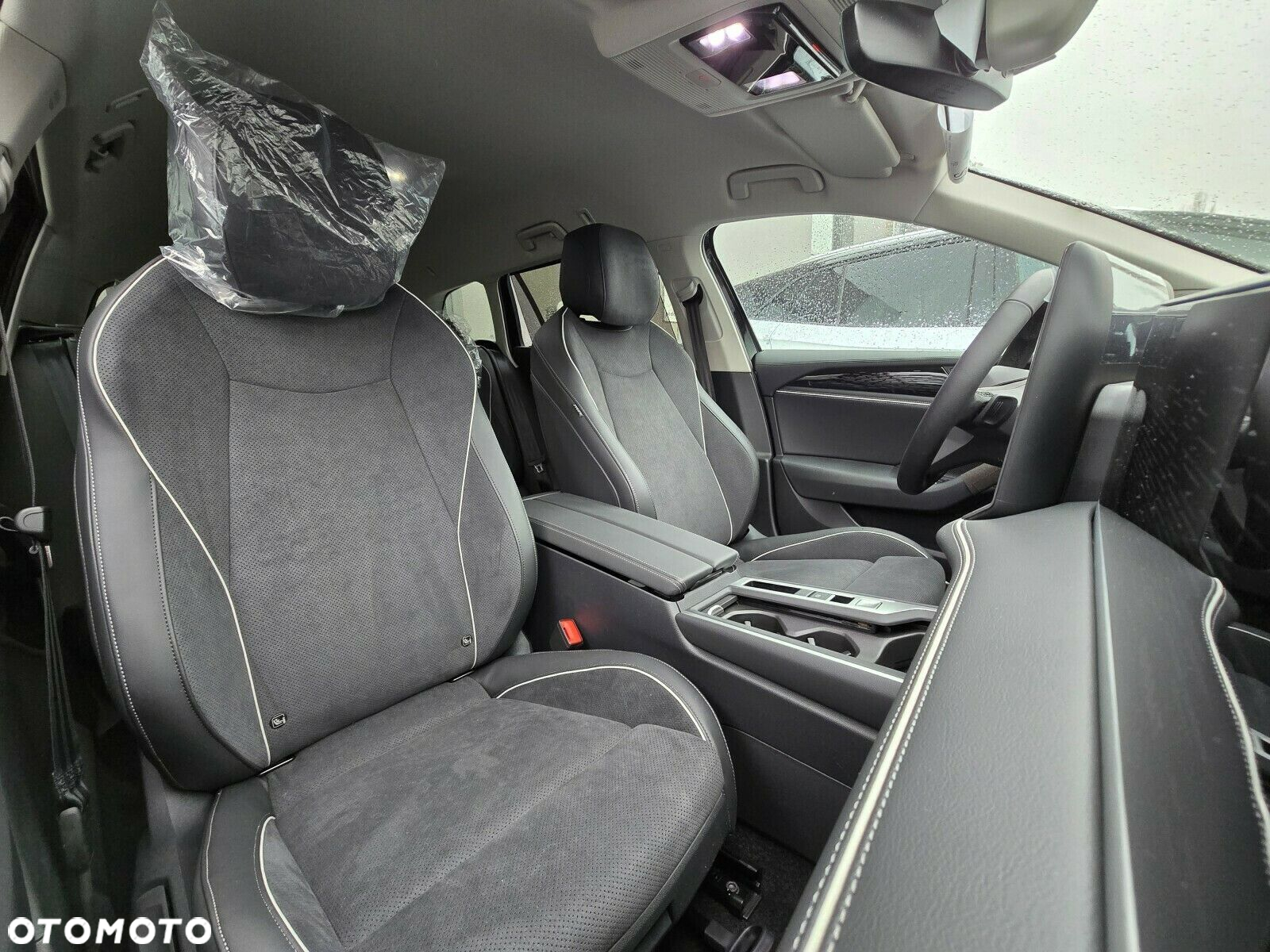 Volkswagen Passat - 24