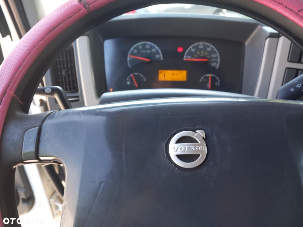 Volvo FL 12.240 - 12