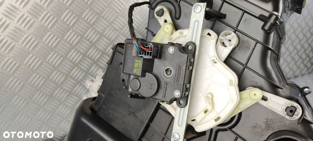 nagrzewnica dmuchawa klimatyzacji nawiewu powietrza HYUNDAI TUCSON 04-10 EU - 8