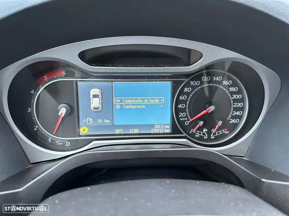 Ford S-Max 1.8 TDCi Titanium 7L - 7