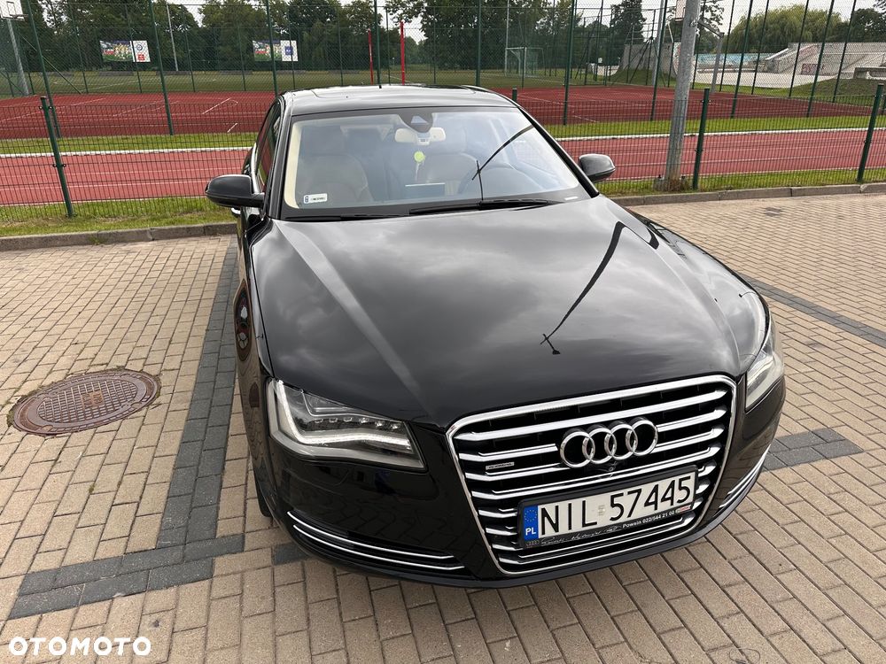 Audi A8 4.2 FSI Quattro - 2