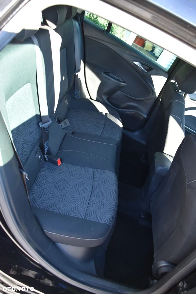 Opel Astra 1.4 Turbo Edition - 20