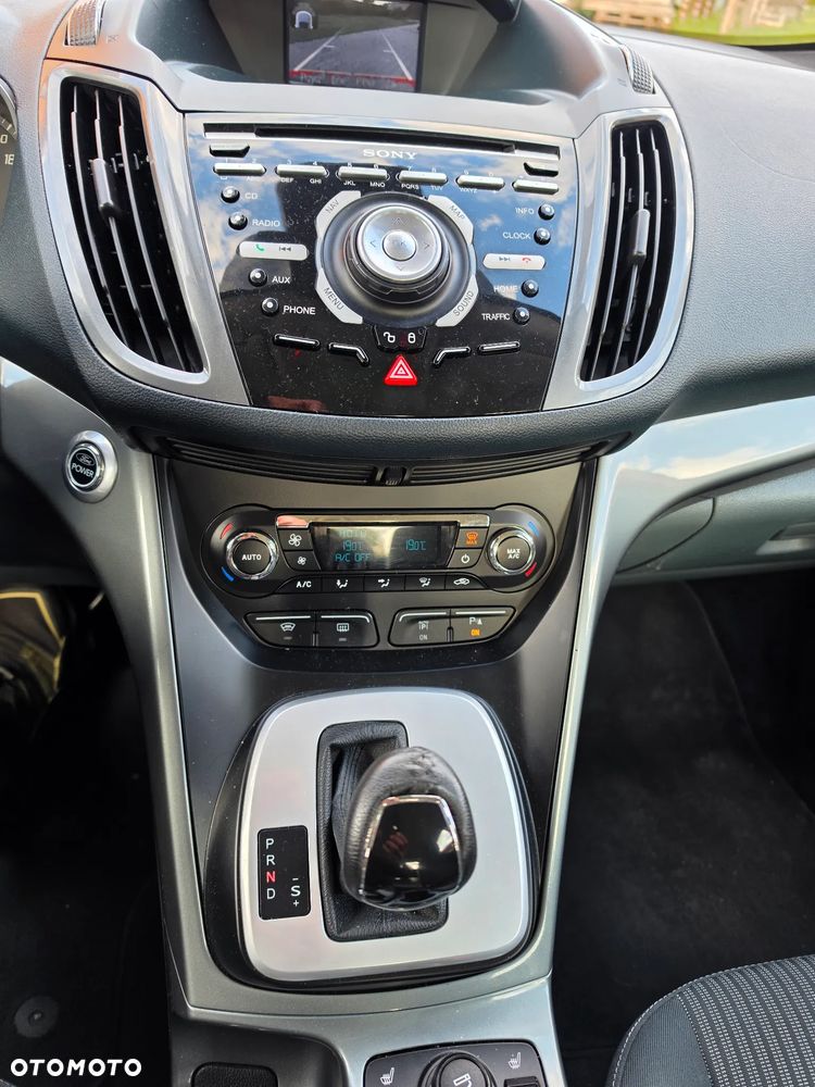 Ford Grand C-MAX - 22