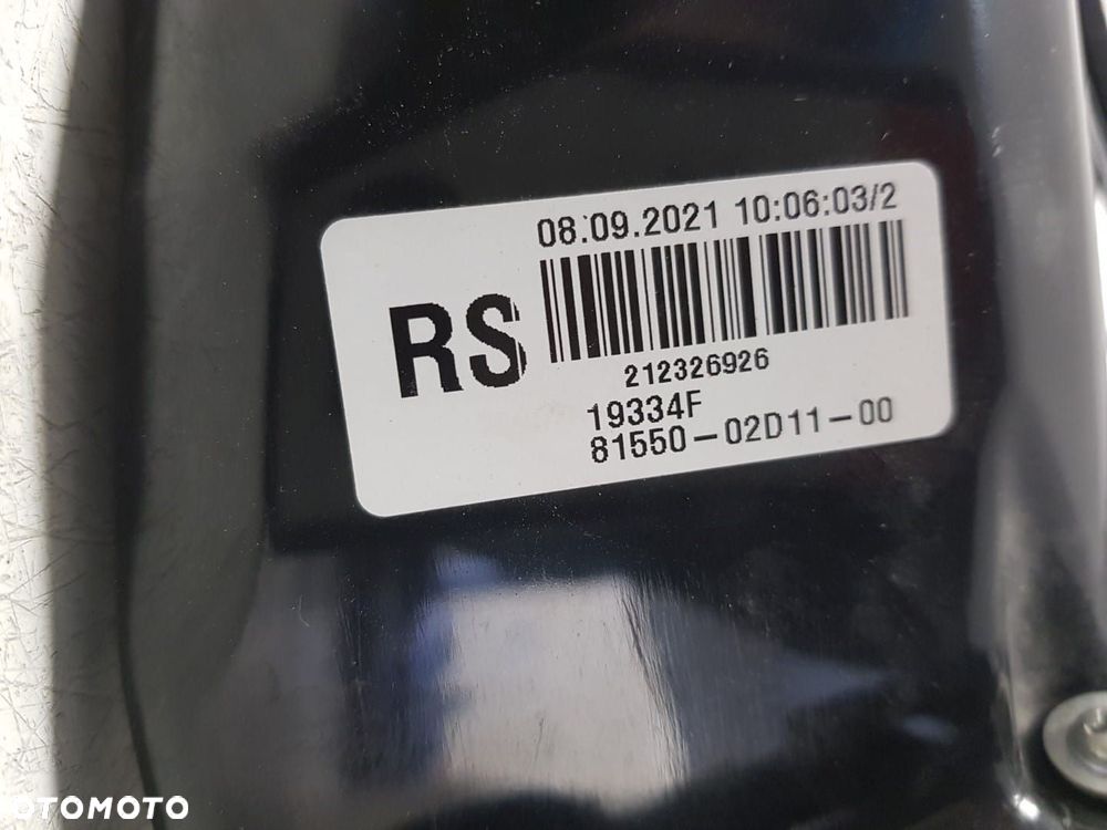 LAMPA TYLNA TYŁ PRAWA TOYOTA COROLLA XII E21 SEDAN 19-24 81550-02D11-00  81561 - 8