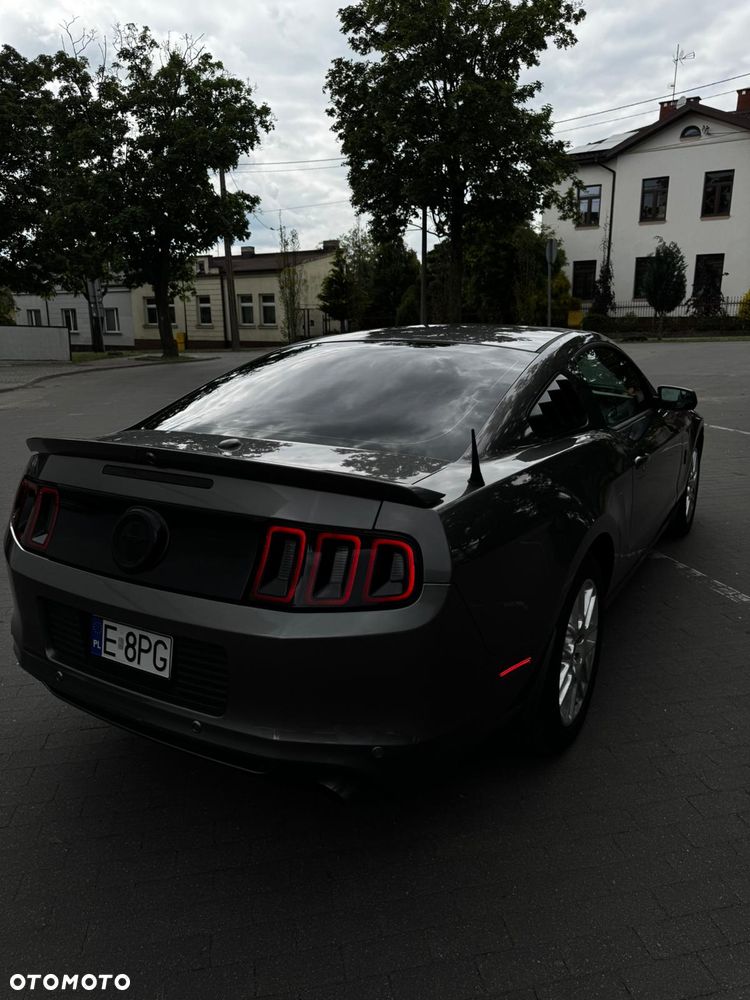 Ford Mustang 3.7 V6 Premium - 6