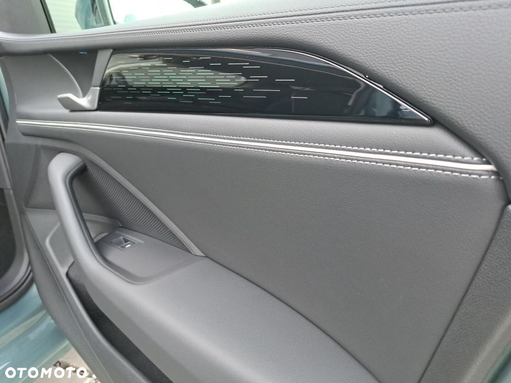 Volkswagen Passat Variant - 34