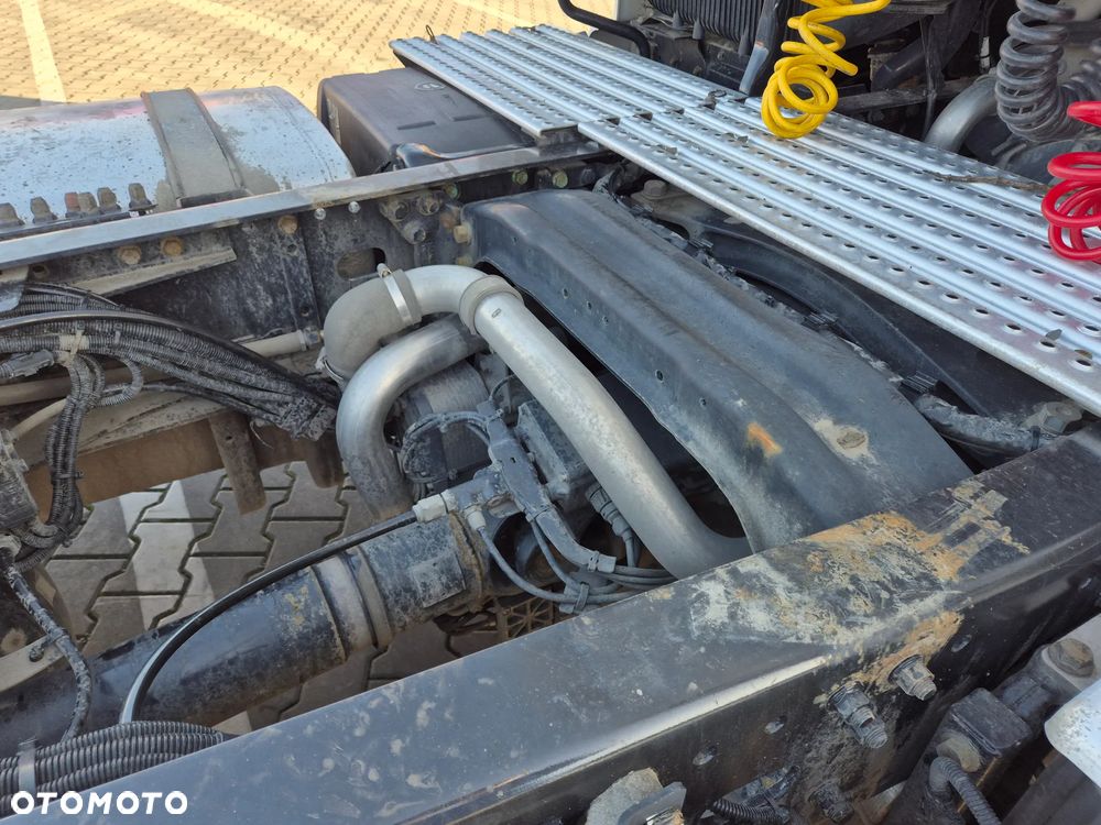 MAN 500 KM, MEGA - 16