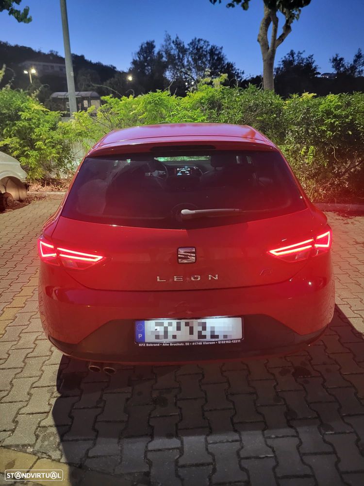 SEAT Leon 2.0 TDI DPF S&S FR - 3