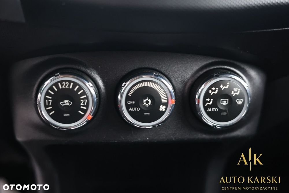 Mitsubishi Outlander - 24