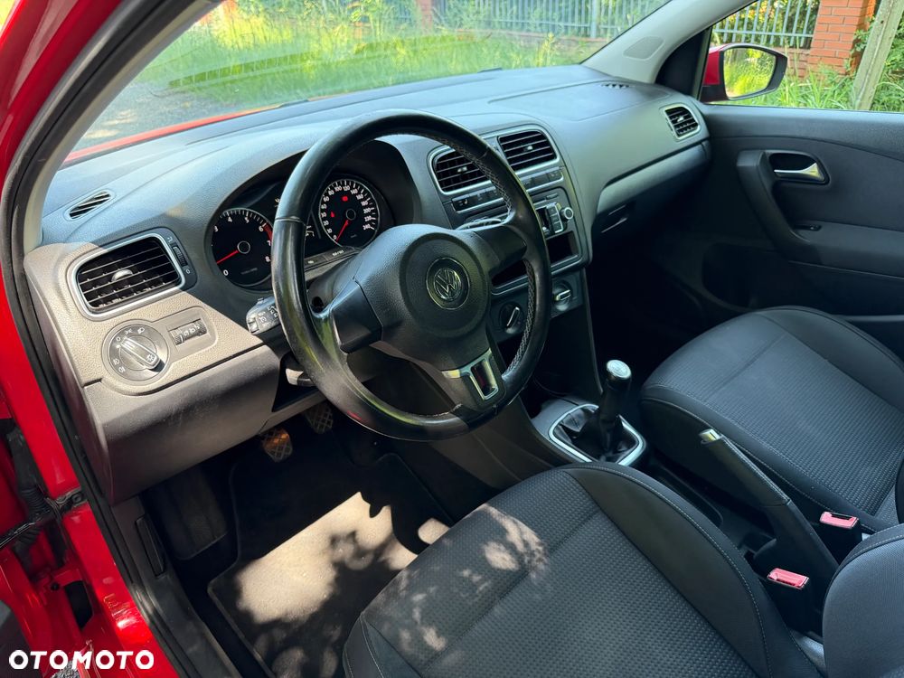 Volkswagen Polo - 14