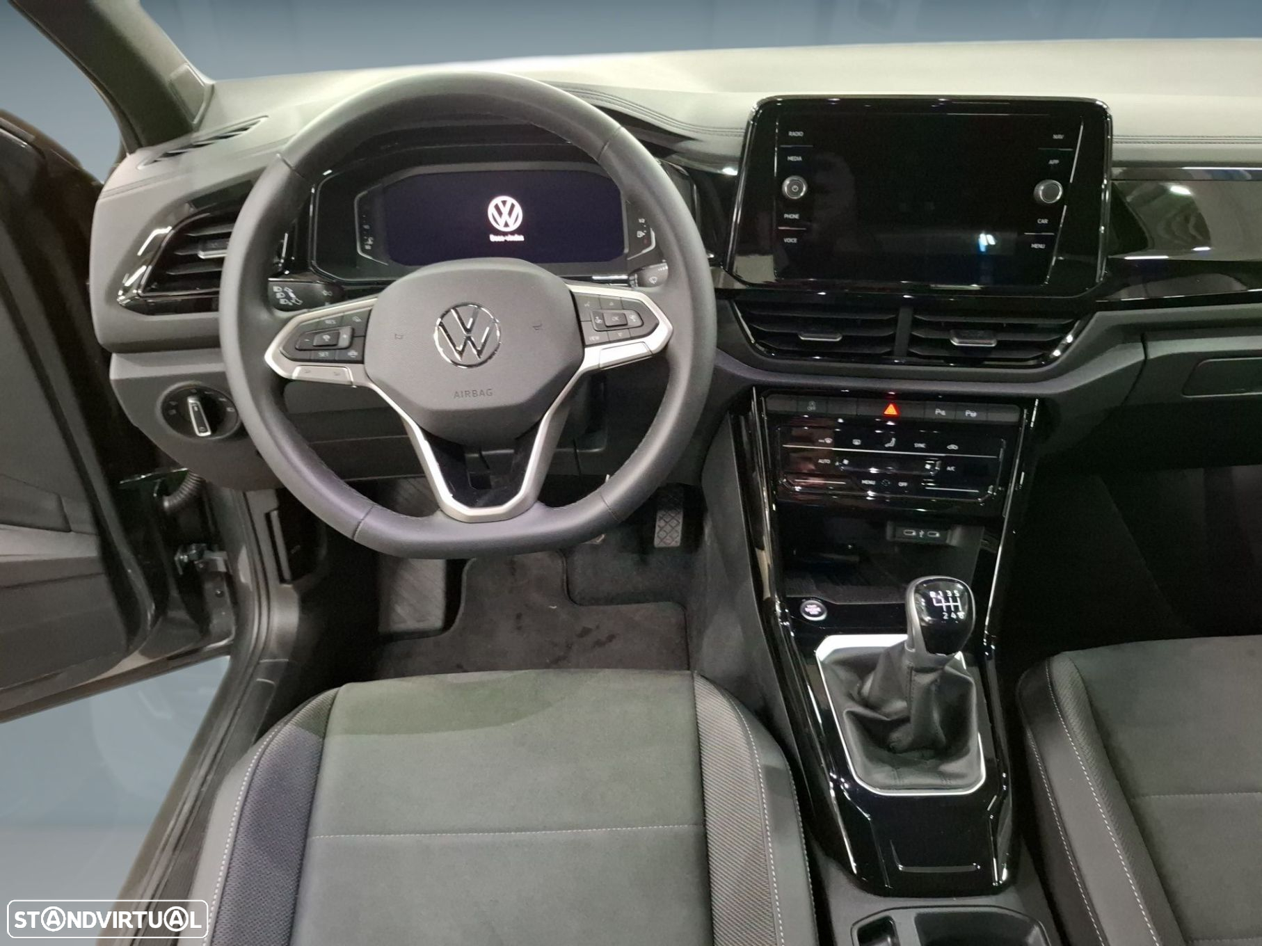 VW T-Roc 1.0 TSI Urban - 13