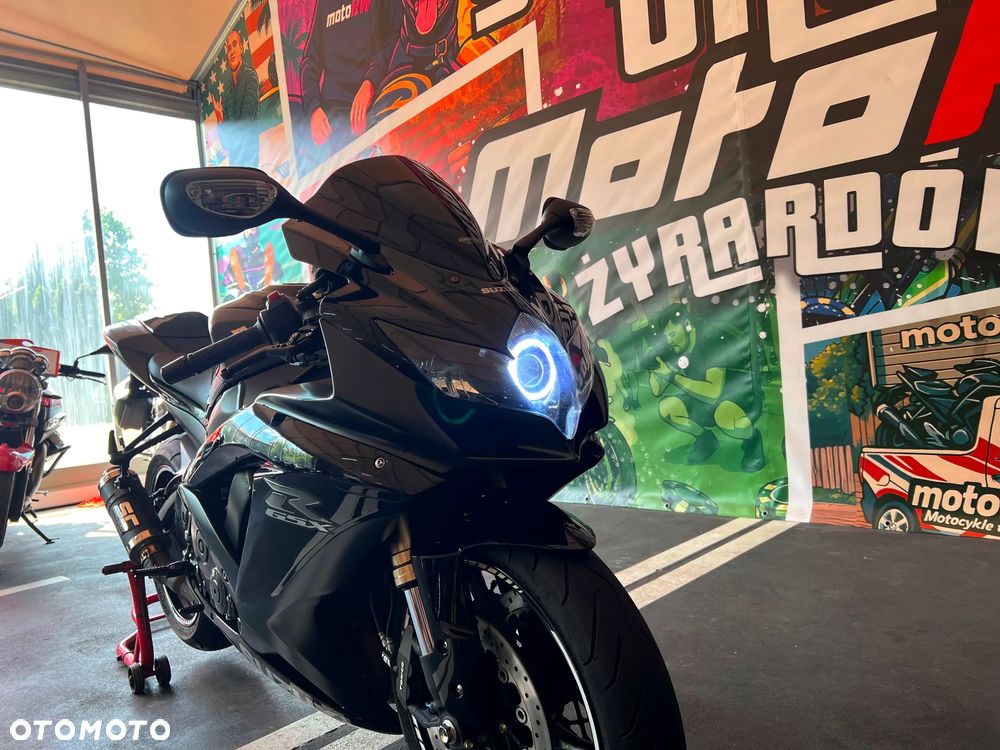 Suzuki GSX-R - 4