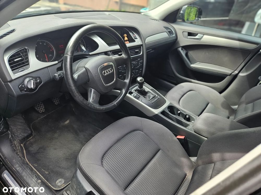 Audi A4 Avant 2.0 TDI Limited Edition - 2