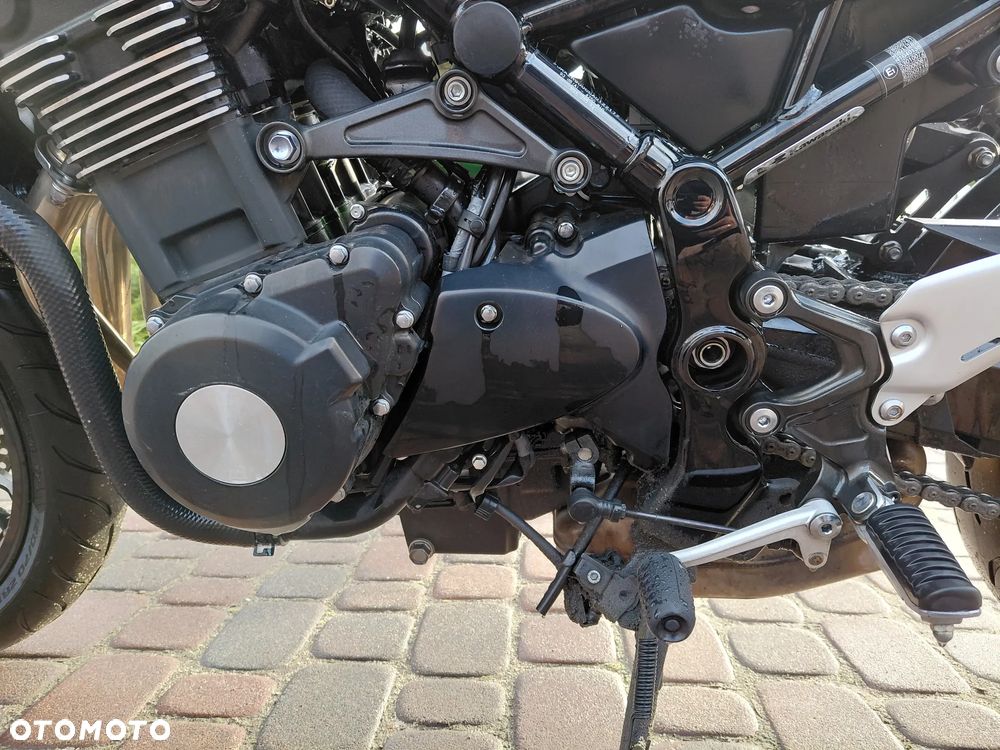 Kawasaki Z 900 - 20