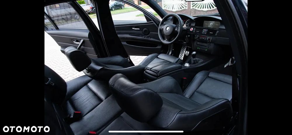 BMW Seria 3 320i - 28