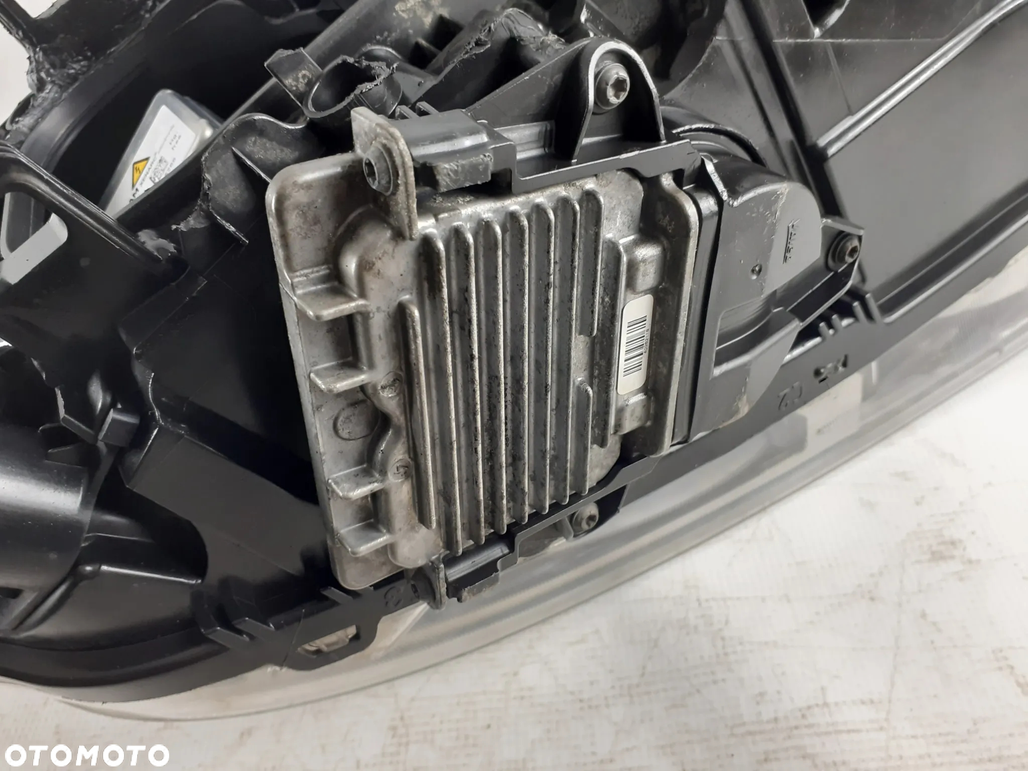 Lampa lewa Volvo S60 V60 bi-xenon skr. 2013-18 r. - 9