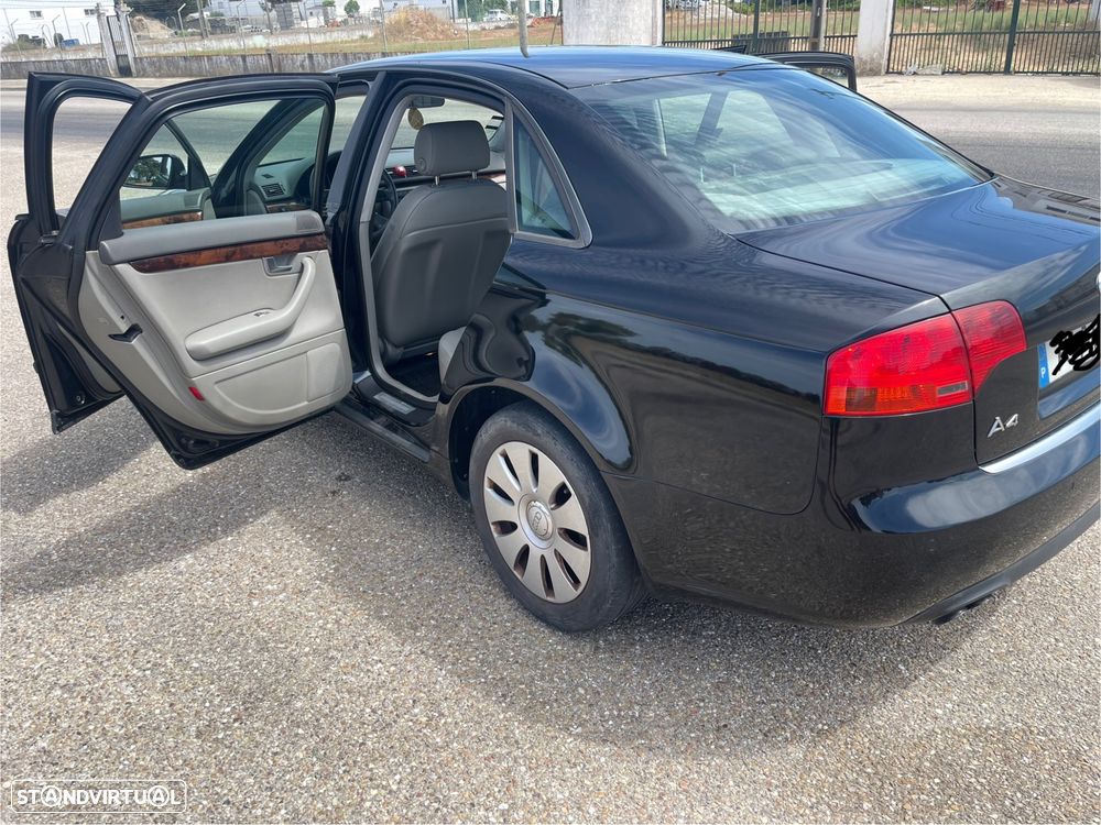 Audi A4 2.0 TDI - 9