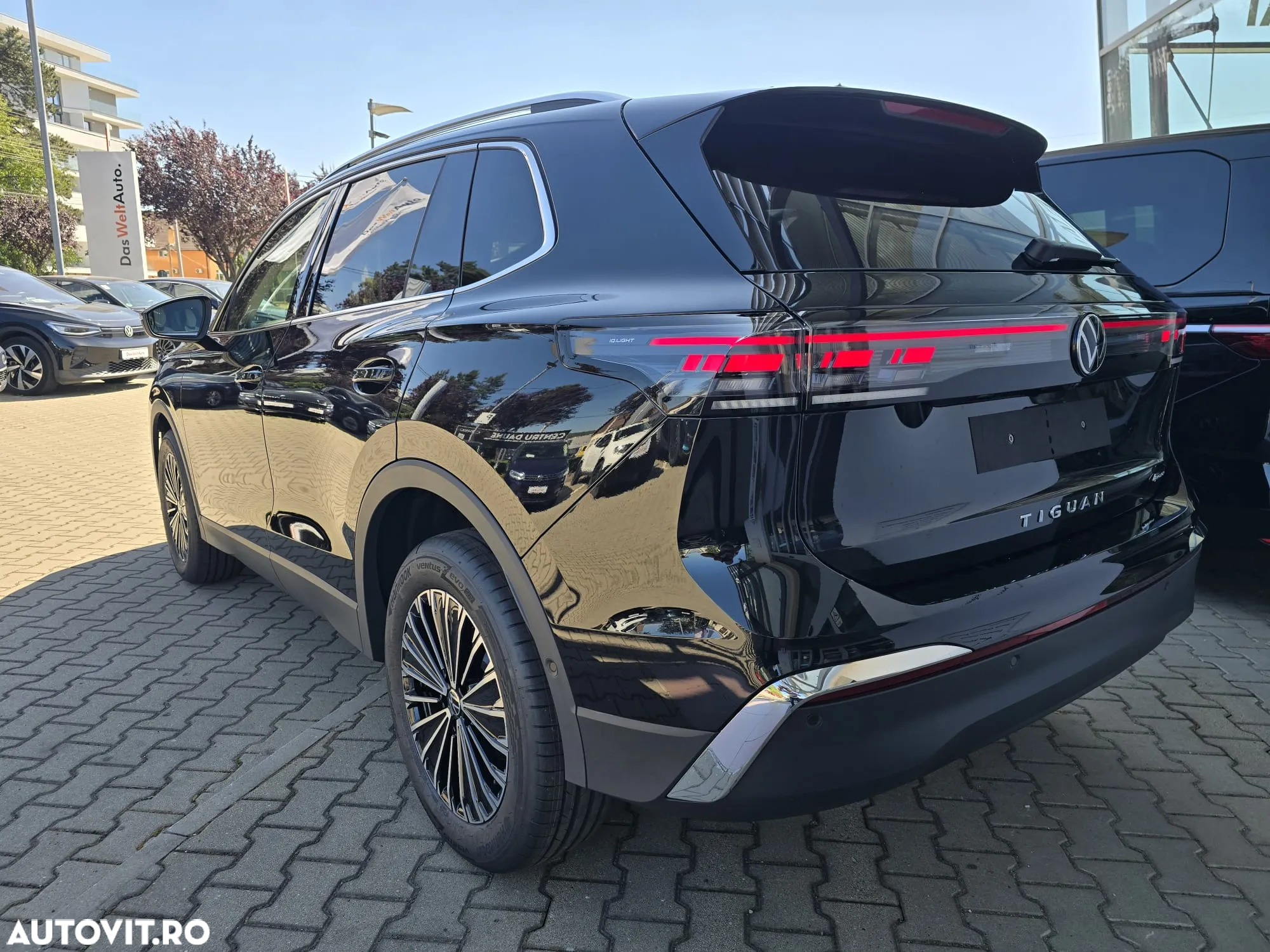 Volkswagen Tiguan 2.0 TDI DSG 4Motion Elegance - 5