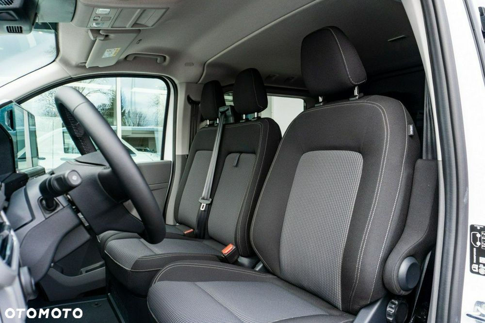 Volkswagen Transporter - 12